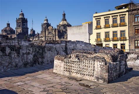  De Templo Mayor: Een Fascinerende Archeologische Site in het Hart van Mexico-Stad!